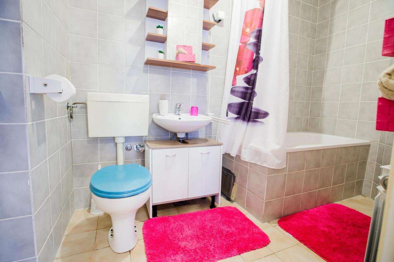 Ocean Apartman Jesenice  Luaran gambar