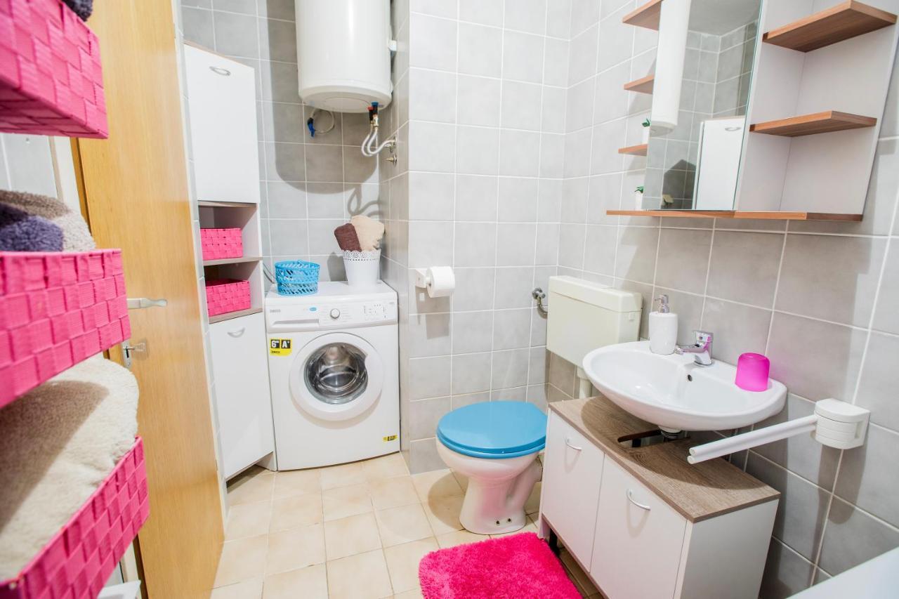 Ocean Apartman Jesenice  Luaran gambar