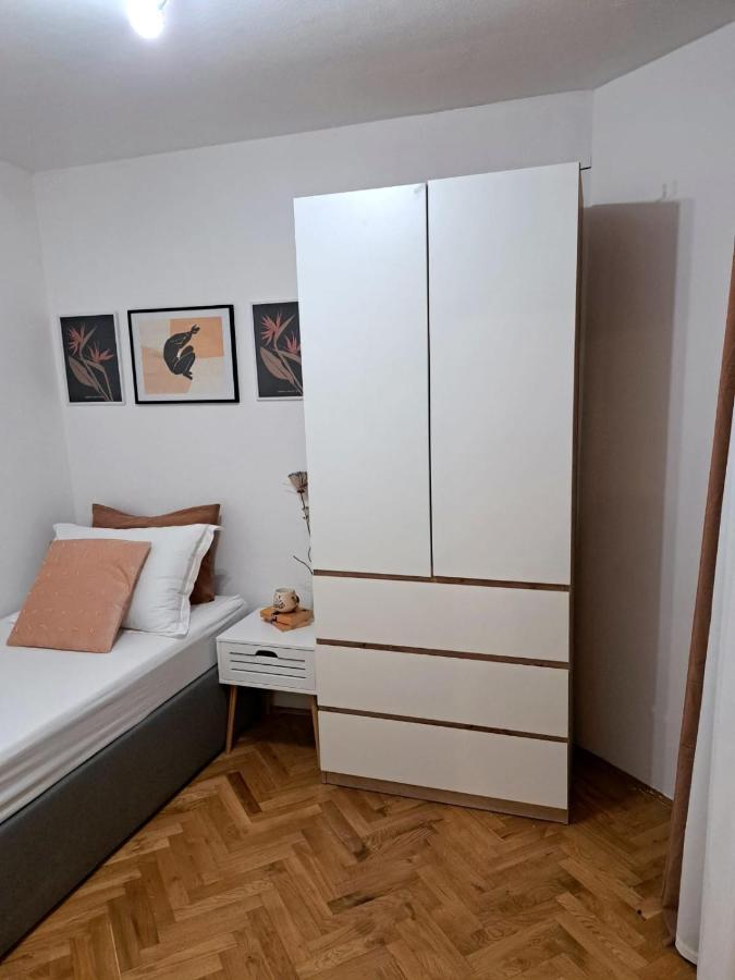 Ocean Apartman Jesenice  Luaran gambar