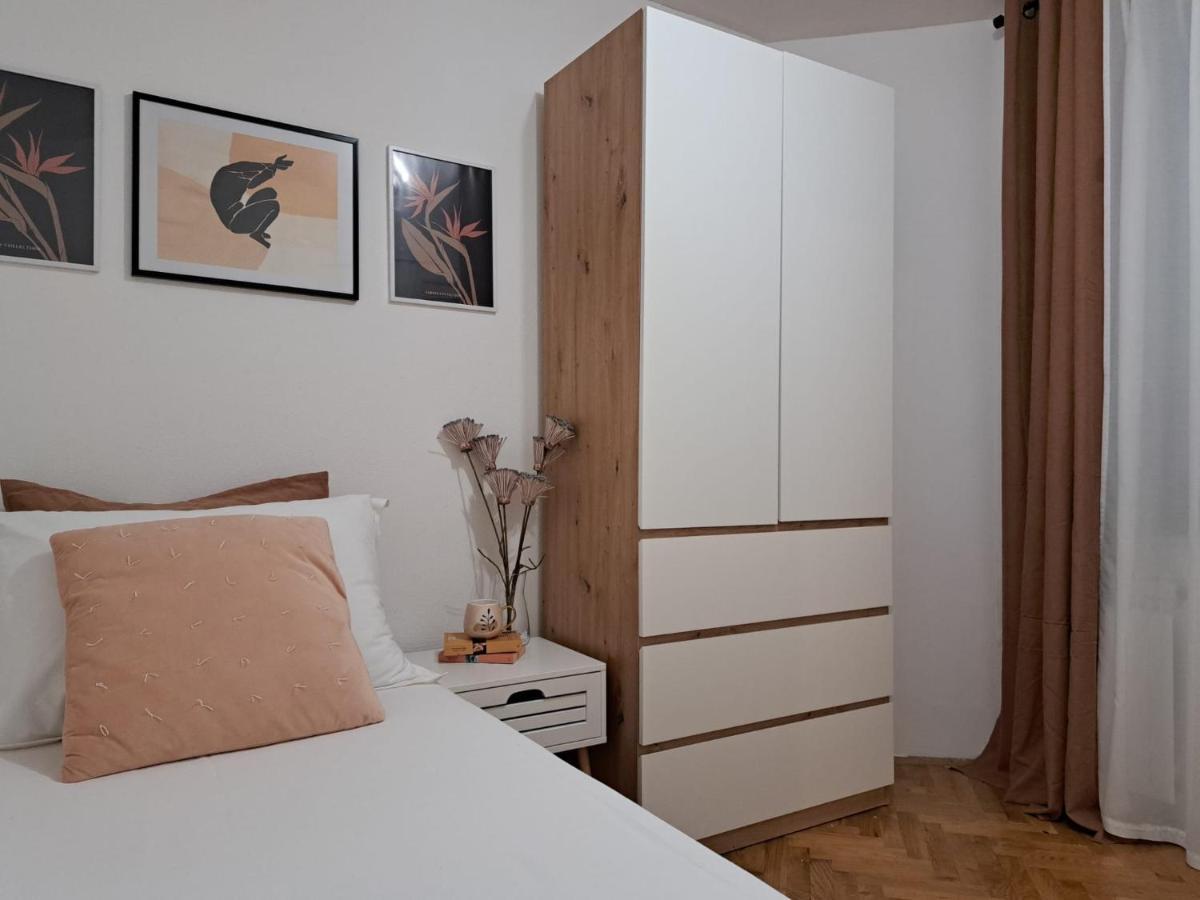 Ocean Apartman Jesenice  Luaran gambar